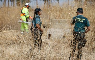 Unidades especiales de la Guardia Civil continúan buscando el arma que mató a Mateo