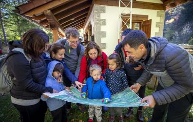 Te recomendamos cuatro lugares navarros para disfrutar con niños en otoño