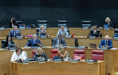 Parlamentarios de UPN en sus escaños. Apoyaron la moción en contra de los discursos de odio.