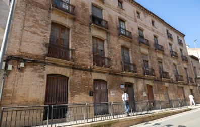 Imagen del edificio ubicado en la avenida Escudero de Corella que acogerá los pisos tutelados para personas con discapadidad