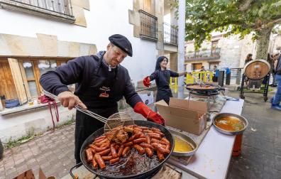 Fotos del Día de la chistorra en Arbizu.