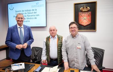 Alberto Pérez, Jesús Soria y Juan Ramón Sanchiz, representantes del Sindicato Médico de Navarra