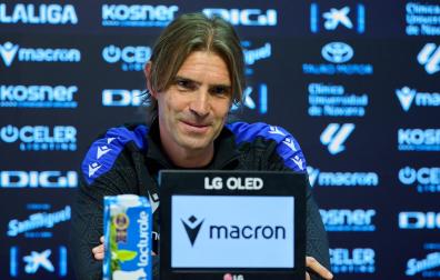 Dani Pendín, segundo entrenador de Osasuna, en la rueda de prensa de este viernes
