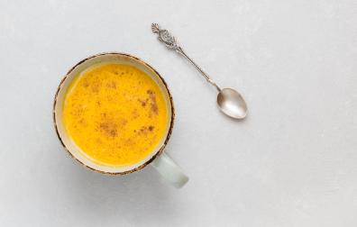 La receta para elaborar la "leche dorada" no te llevará más de 10 minutos