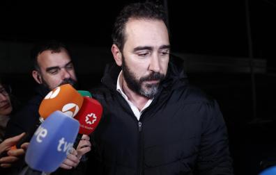 Víctor de Aldama habló ante los medios a su salida el viernes de la cárcel