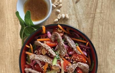 Ingredientes diferentes para una ensalada diferente y deliciosa