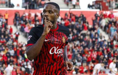 El doblete de Laryn, clave en la victoria del Mallorca contra el Girona