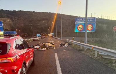 Una colisión provoca retenciones a la altura de los túneles de El Perdón en sentido Pamplona