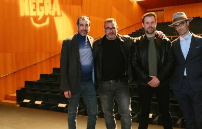 Desde la izquierda, Carlos Bassas, Marto Pariente, Paul Pen y Juan Carlos Galindo, poco antes de su mesa redonda En el interior