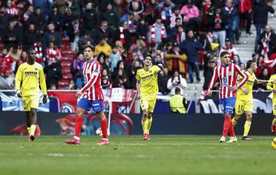 Gerard Moreno celebra el tanto desde los once metros que adelantaba al Villarreal /