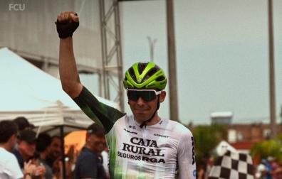 Thomas Silva, gana en Uruguay.