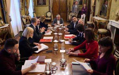Reunión de la representación navarra de la Junta de Transferencias