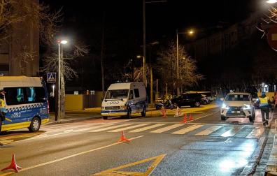 Imagen de un control de la Policía Municipal en Pamplona