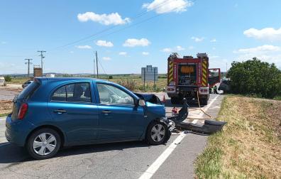 Imagen del estado en el que han quedado los dos vehículos implicados en el accidente de Villafranca