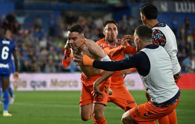 Iago Aspas celebra el segundo gol del Celta