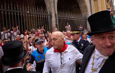 Asiron, al paso de la procesión por San Saturnino