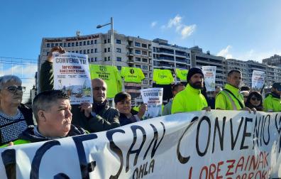 Concentración de este miércoles para pedir un convenio propio de jardineros en Pamplona