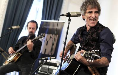 Duncan Dhu presenta "El Duelo"