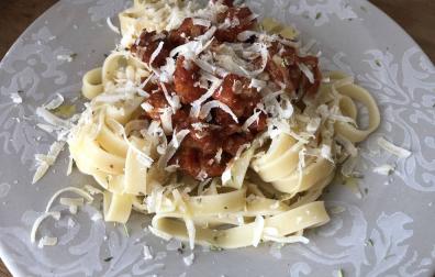 Imagen de la pasta con ragú de cordero