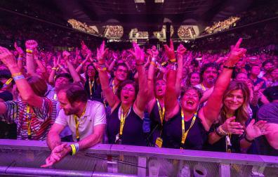Concierto del mítico grupo Hombres G en el pabellón Navarra Arena