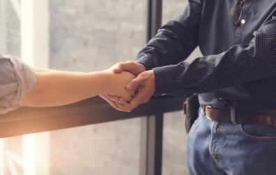 El seguro de deceso, es, además un apoyo en momentos difíciles.