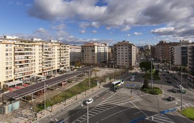 Vista aérea de la Avenida Bayona en el barrio de San Juan