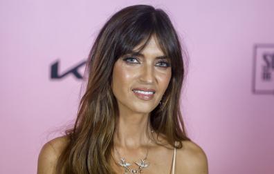 Sara Carbonero, en el photocall de la gala 'ELLE x Hope'