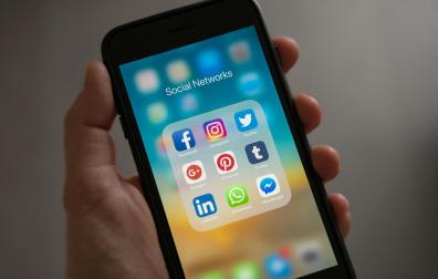 Foto de aplicaciones de redes sociales que recolectan datos personales