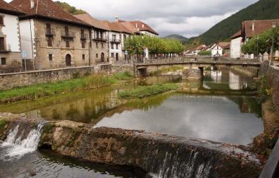 El río Anduña, a su paso por Ochagavía.
