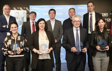 Foto de familia de los Premios Etalentum Navarra 2025