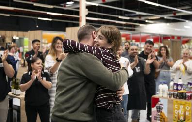 Los premiados de la VIII Semana de la Croqueta de Navarra recogen sus galardones.