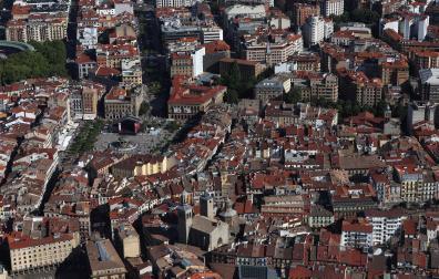 Imagen aérea del Casco Viejo pamplonés y de parte del II Ensanche
