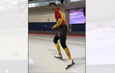 Daniel Milagros, entrenando en el Olympic Oval de Calgary /