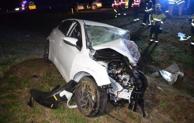 Estado en el que quedó el vehículo del accidente mortal ocurrido en la AP-15, en Cadreita