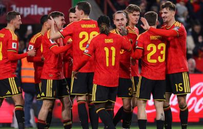 Los belgas celebran uno de los tantos marcados en la goleada contra Liechtenstein /