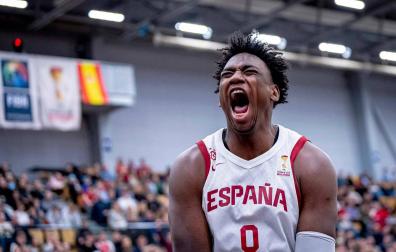 Fotos del estreno del navarro Great Osobor con la selección española