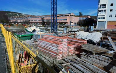 Imagen de ayer de las obras del ‘cohousing’ de Alemanes, en la Txantrea