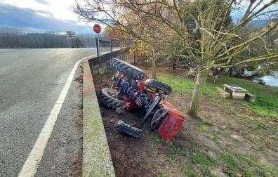 Lugar en el que el tracto volcó a la entrada de Cáseda cuando circulaba por la NA-534