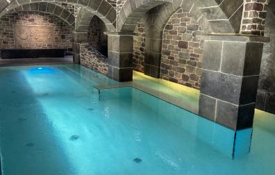 El balneario Elgorriaga cuenta con un circuito termal con las aguas mineromedicinales de mayor salinidad de Europa