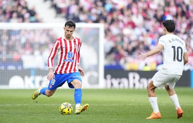 Marc Pubill, en el último partido del Atlético de Madrid contra el Valencia