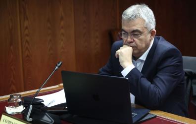 El ex secretario de Organización del PSOE Santos Cerdán comparece ante la Comisión de Investigación del ‘caso Koldo’, en el Senado