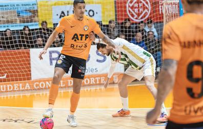 Gustavao fue el único fichaje del ATP Ribera que debutó ante el Córdoba