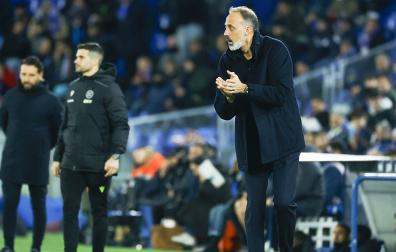 El entrenador de la Real Sociedad, el estadounidense Pellegrino Matarazzo, durante el partido de la jornada 19 de LaLiga EA Sports contra el Getafe CF en el Coliseum de Getafe (Comunidad de Madrid)