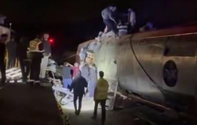 Al menos dos personas han muertos y varias han resultado heridas al descarrillar dos trenes de alta velocidad en el término de Adamuz (Córdoba)
