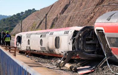 Uno de los vagones del tren de Iryo que descarriló el 20 de enero de 2026, en Adamuz