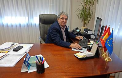 El alcalde de Milagro, José Ignacio Pardo Blanco, en su despacho de la Casa Consistorial