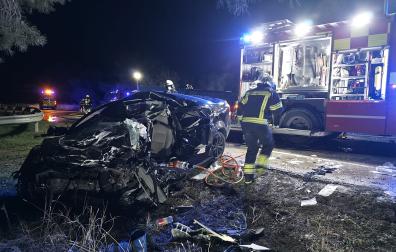 Estado en el que quedó el automóvil implicado en la colisión en Los Abetos