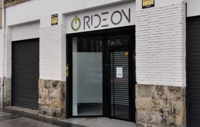 La oficina de la empresa, en calle Olite, cerrada