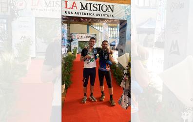 Jorge Urquizu Barasoain (dcha.) y su hijo Aimar Urquizu Diego tras finalizar la prueba