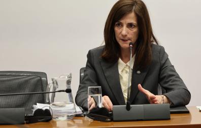 Edurne Eginoa, directora de la Oficina Anticorrupción, este miércoles en su comparecencia en la comisión de investigación